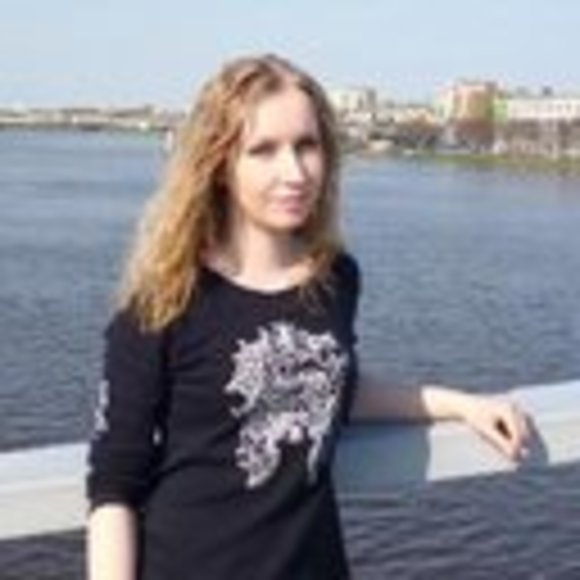 Meet your Posher, Janet - Picture 1 of 1